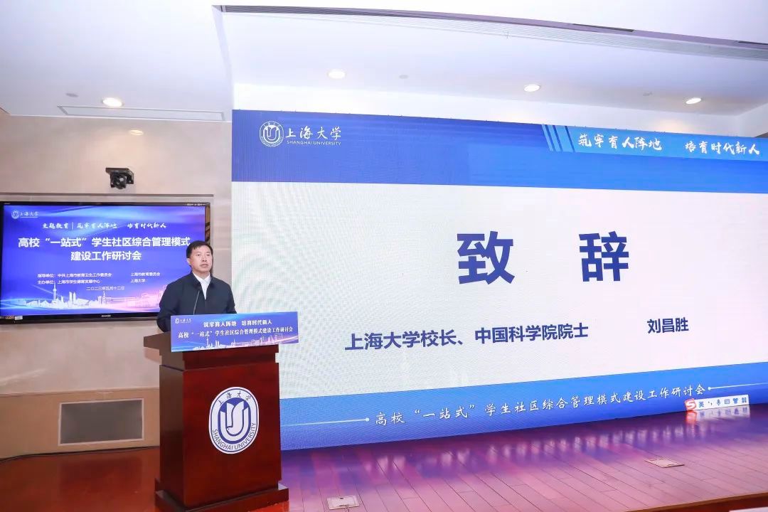2.jpg 香港蓝月亮综合资料