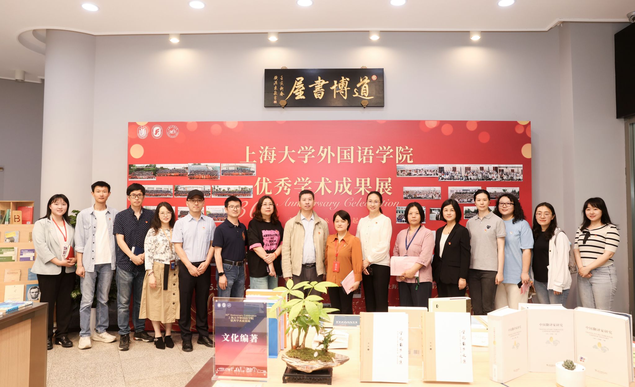 7.jpg 香港蓝月亮综合资料